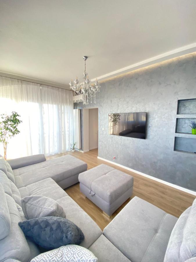 Apartment Lana Baska Voda Bagian luar foto