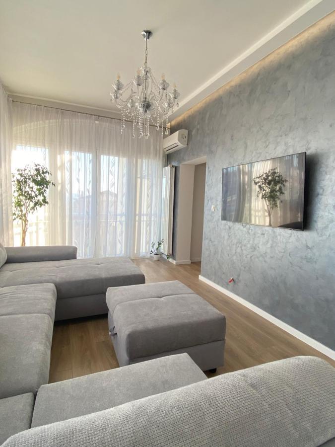 Apartment Lana Baska Voda Bagian luar foto